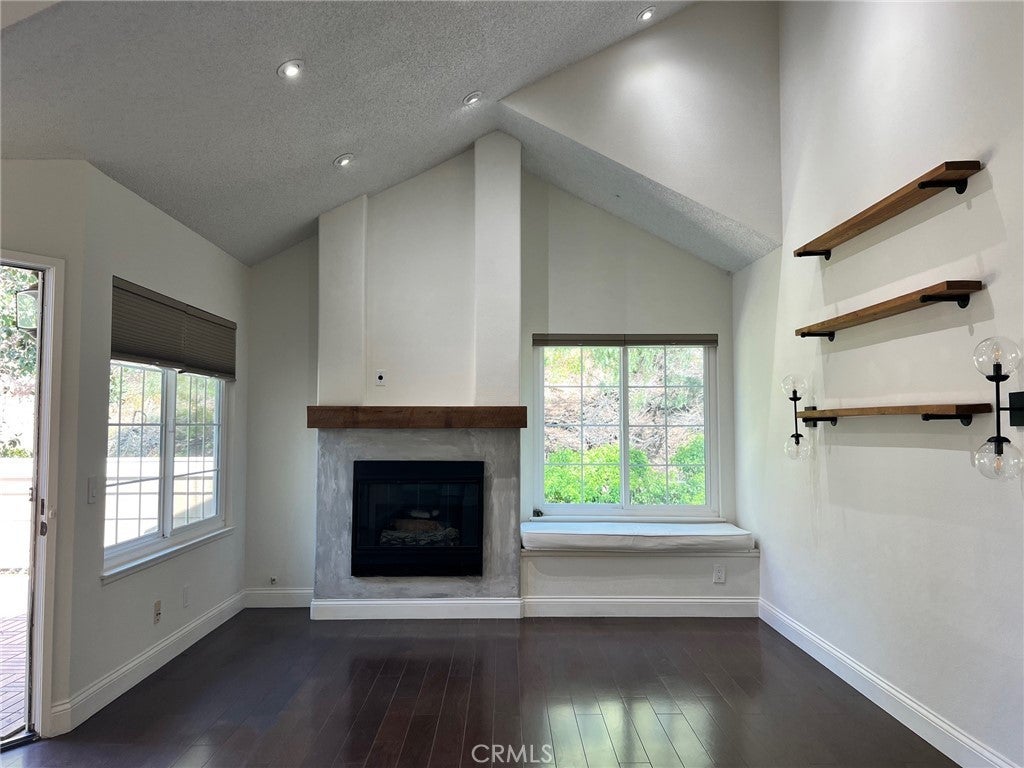 Photo of Listing #OC25120818