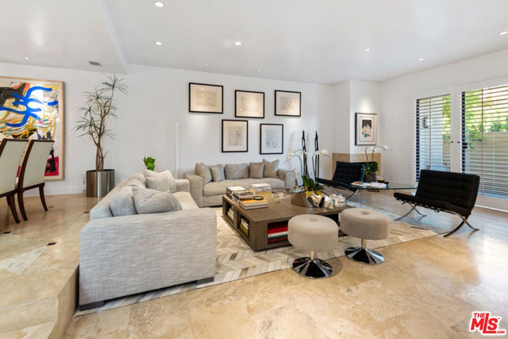 Photo of Listing #25547461