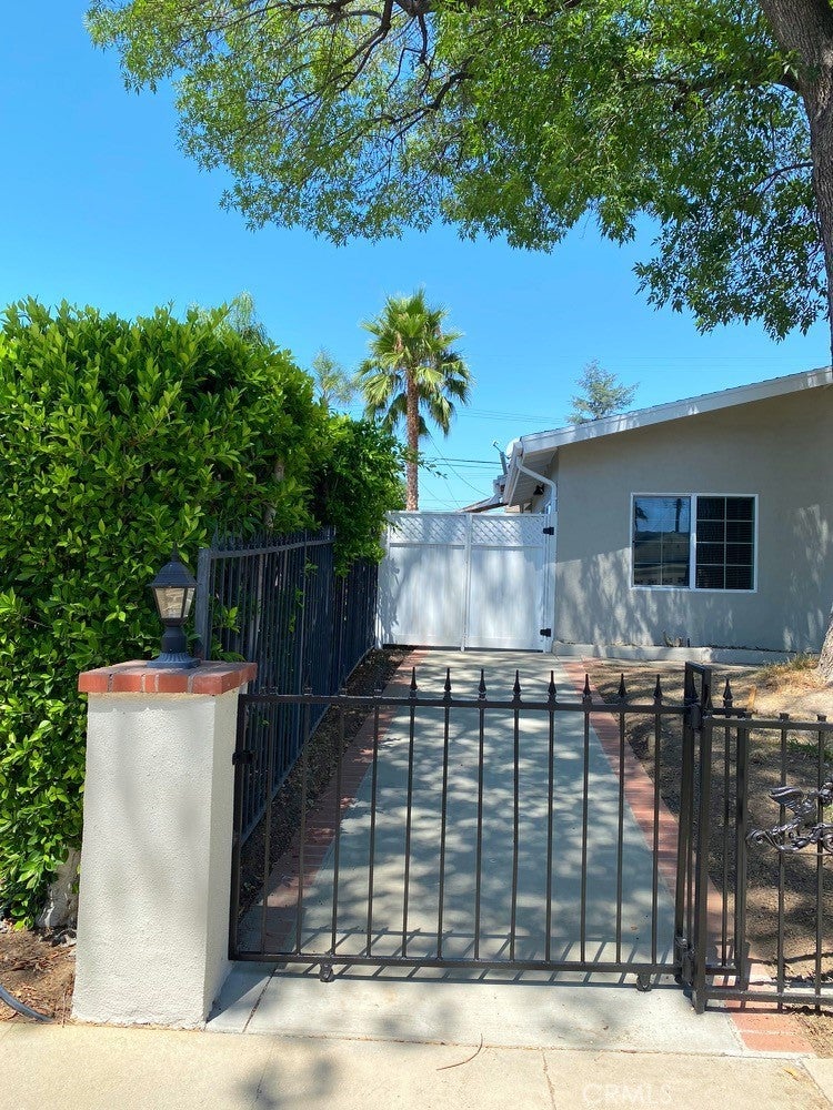 Photo of Listing #SR25124179