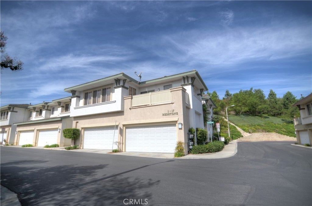 Photo of Listing #OC25123031