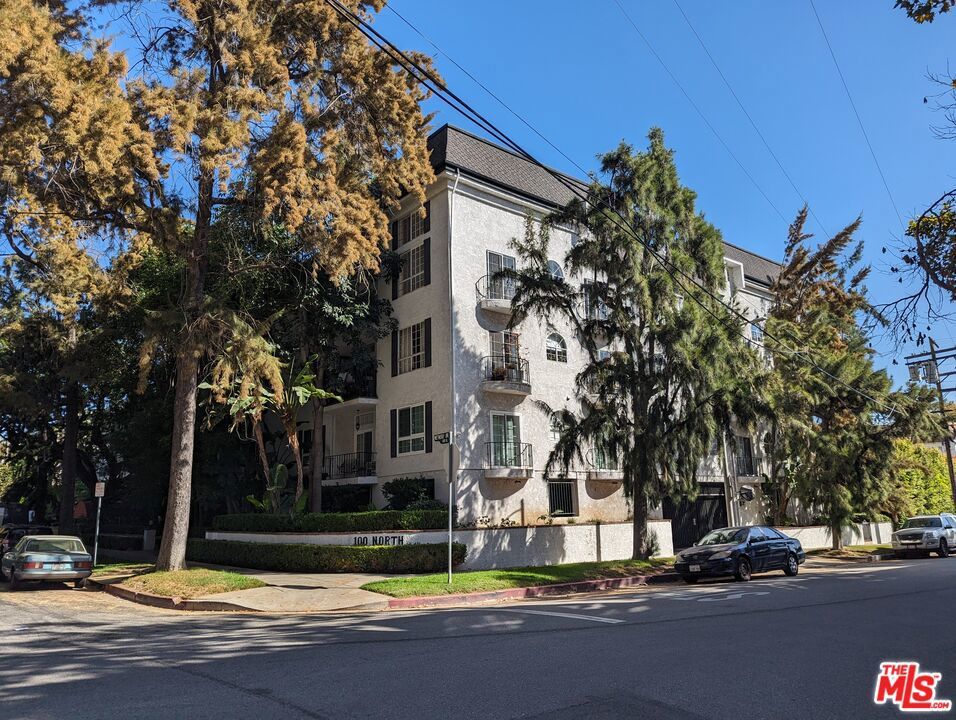 Photo of Listing #25548055