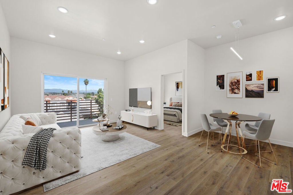 Photo of Listing #25548517