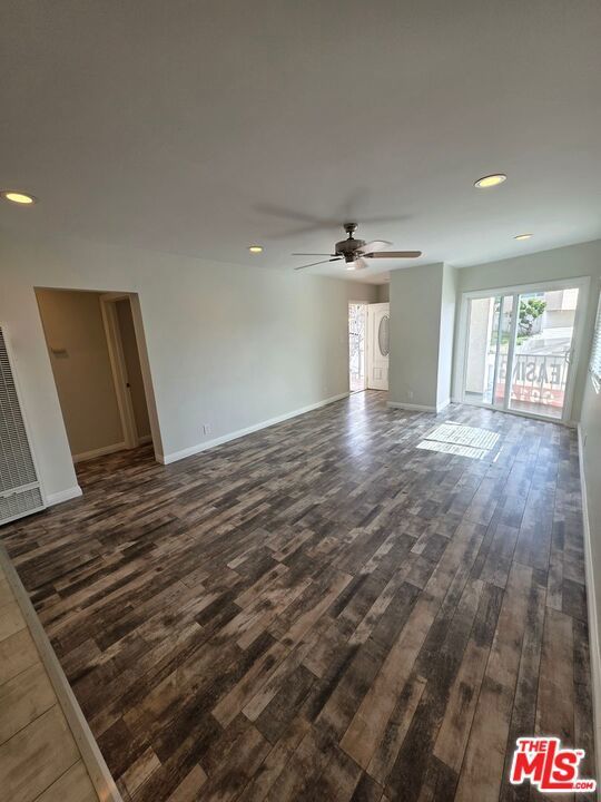 Photo of Listing #25548953