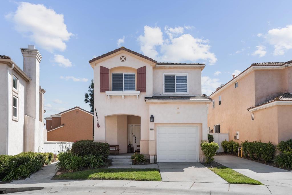 Photo of Listing #PTP2504197