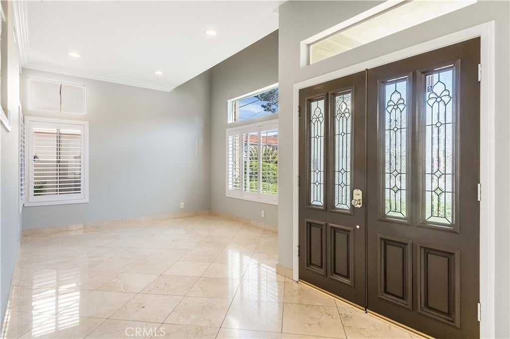 Photo of Listing #SB25126654