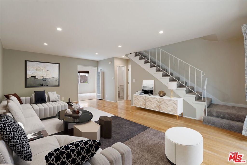 Photo of Listing #25548967