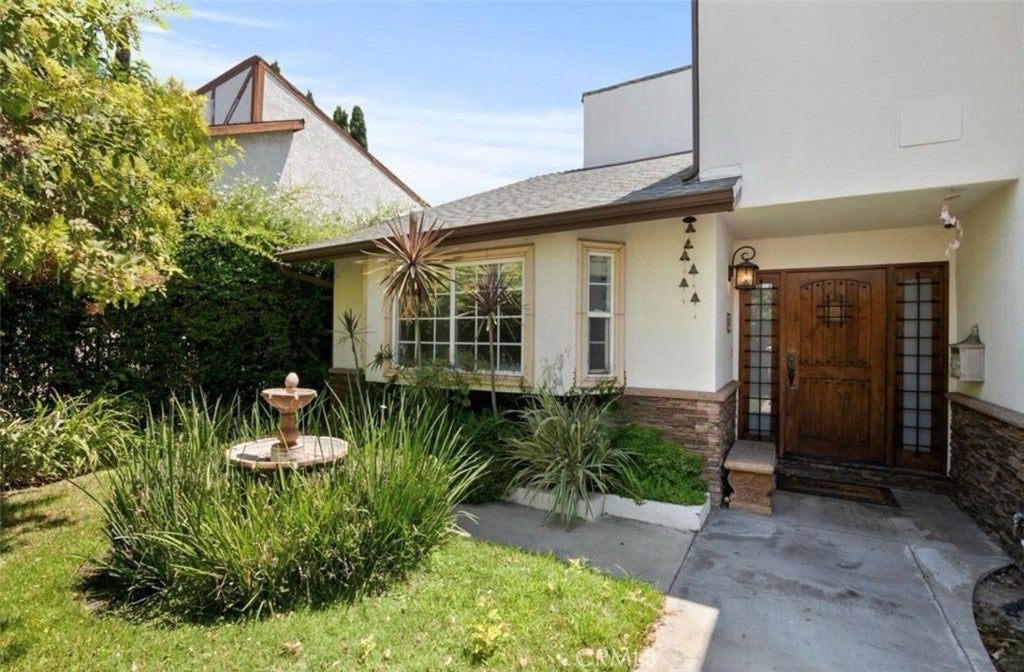 Photo of Listing #SR25126832