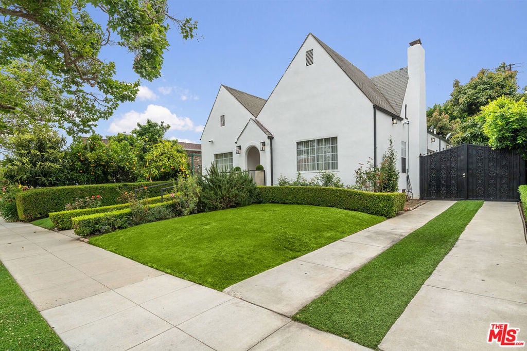 Photo of Listing #25541315