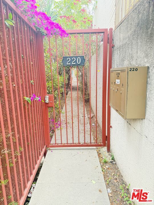 Photo of Listing #25549307