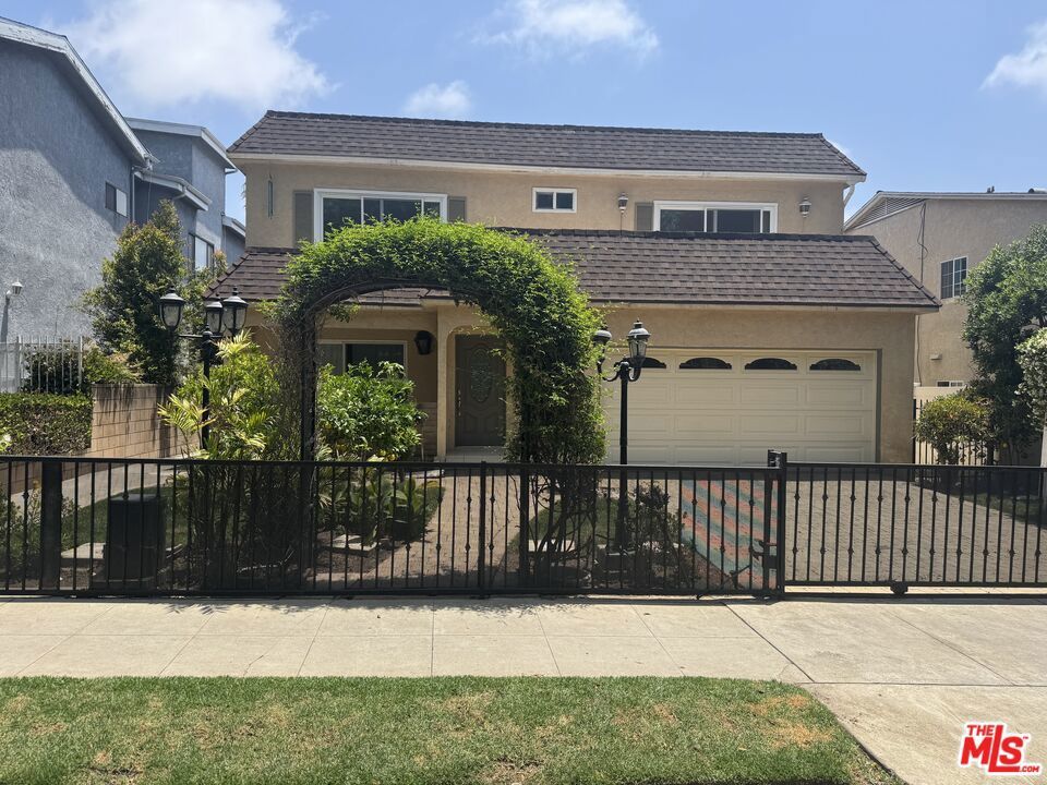 Photo of Listing #25548197