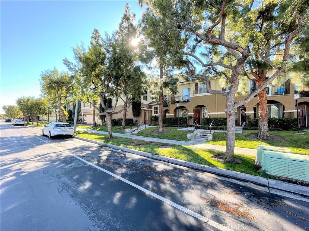 Photo of Listing #OC25126434