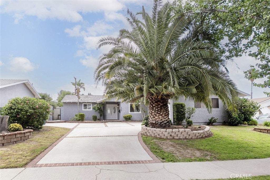 Photo of Listing #SR25125917