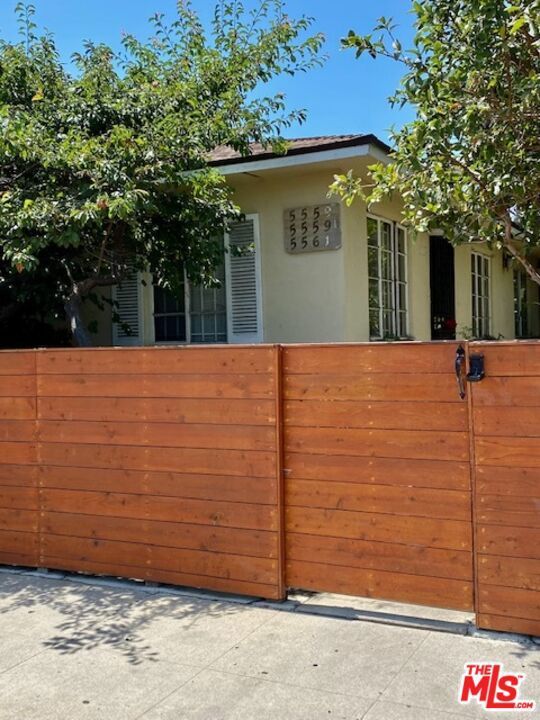 Photo of Listing #25549489