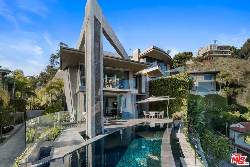 Photo of Listing #25549623