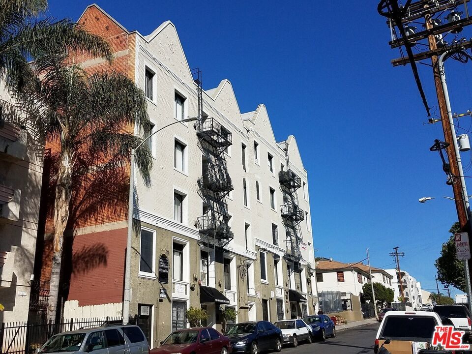 Photo of Listing #25549747