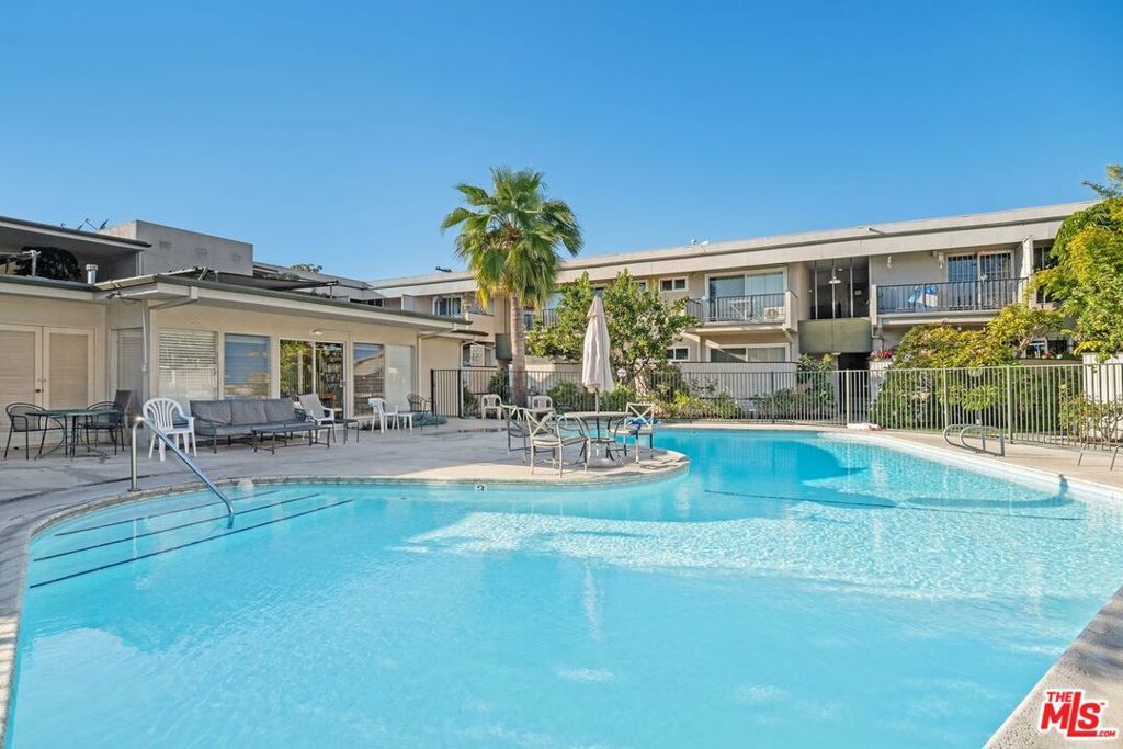 Photo of Listing #25549485