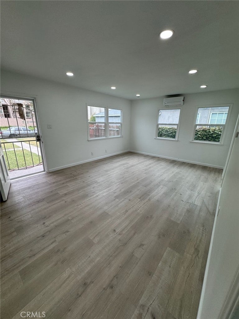 Photo of Listing #RS25128901