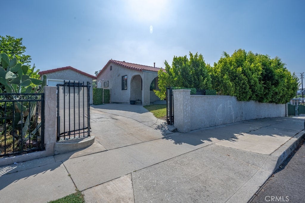 Photo of Listing #SR25129102