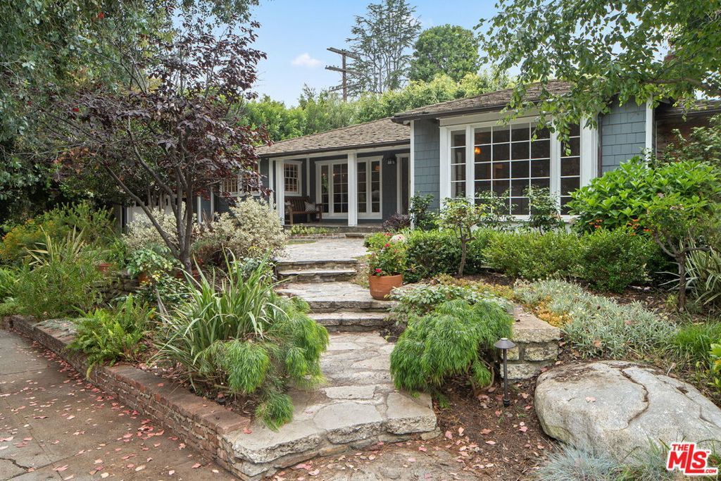 Photo of Listing #25546403