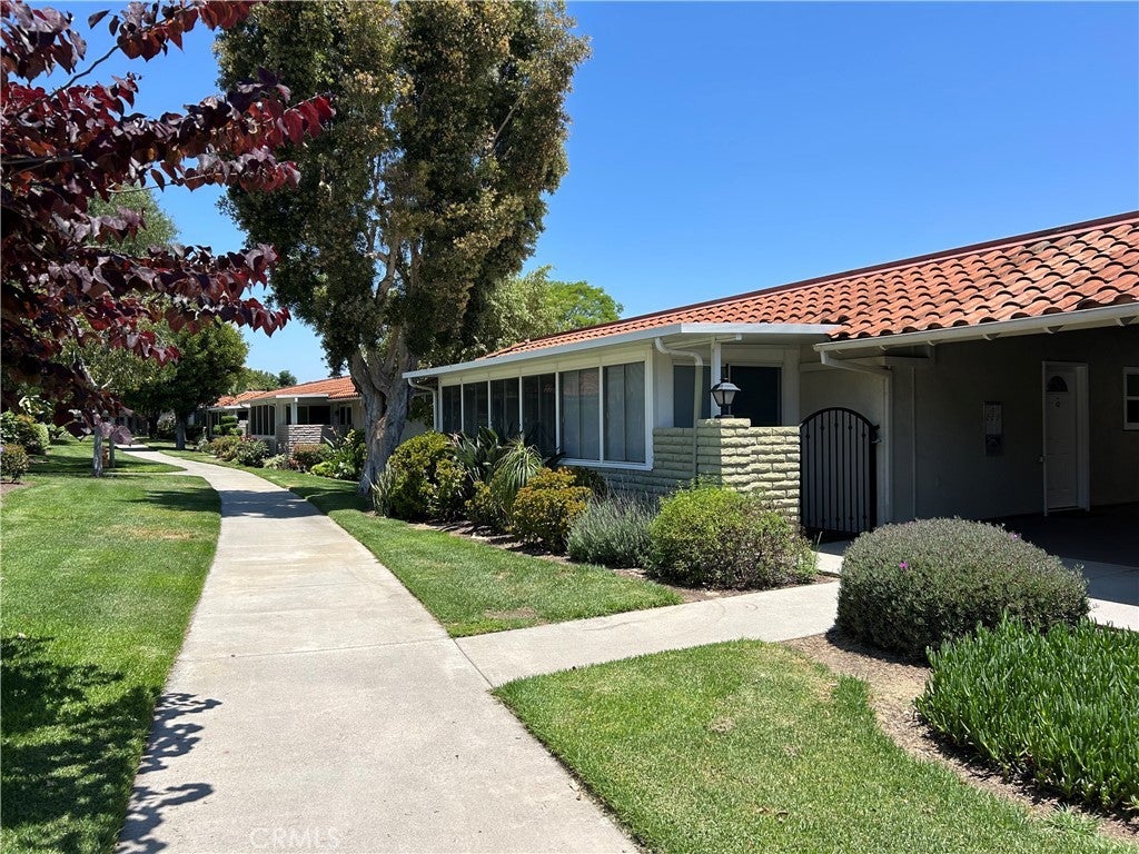 Photo of Listing #OC25130582