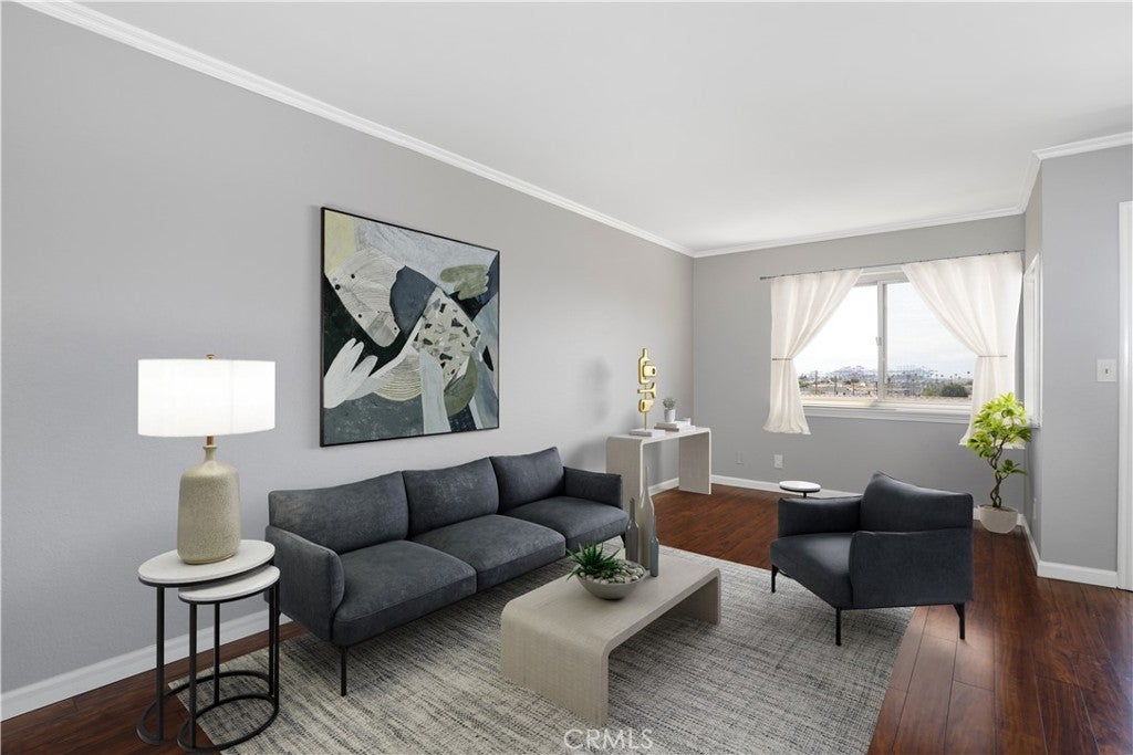 Photo of Listing #SB25131163