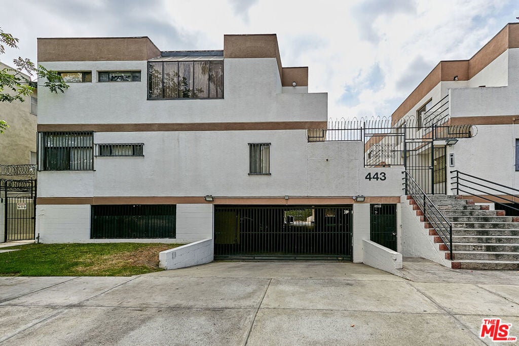 Photo of Listing #25550951