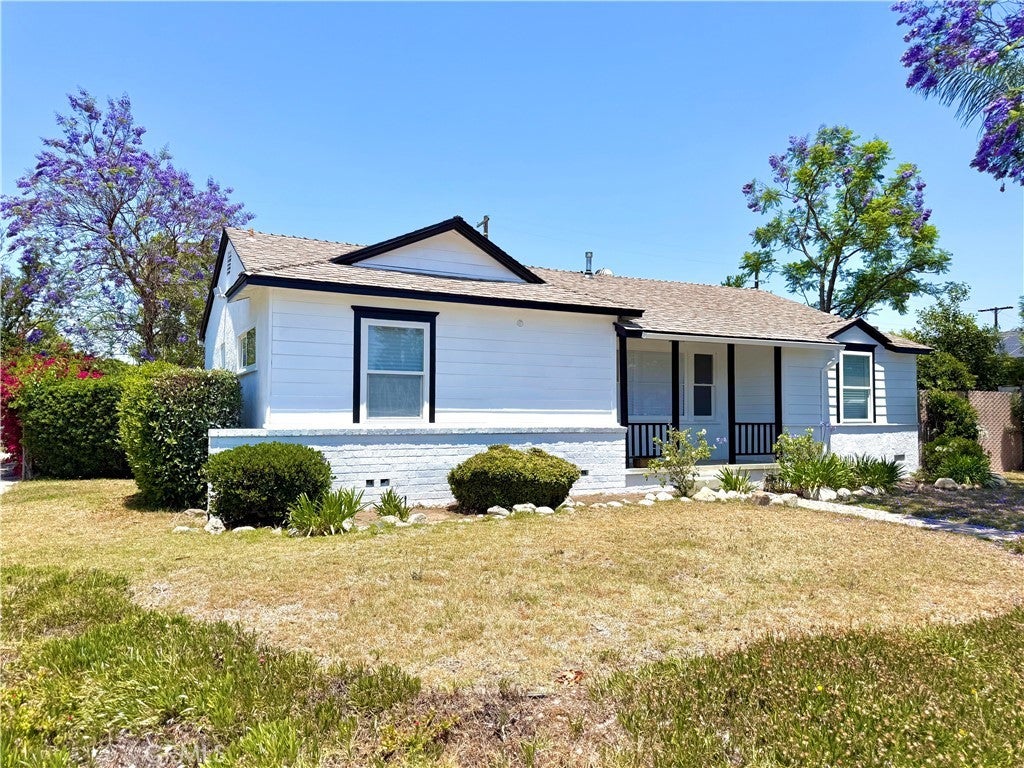 Photo of Listing #SR25131296