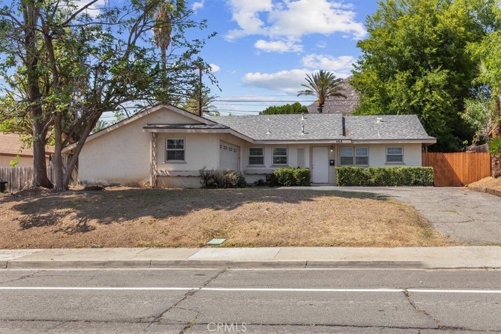 Photo of Listing #IV25130535