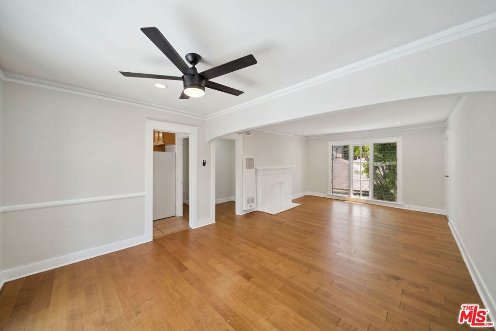 Photo of Listing #25551163