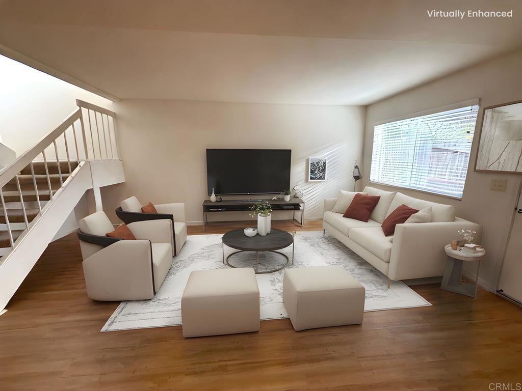 Photo of Listing #PTP2504386