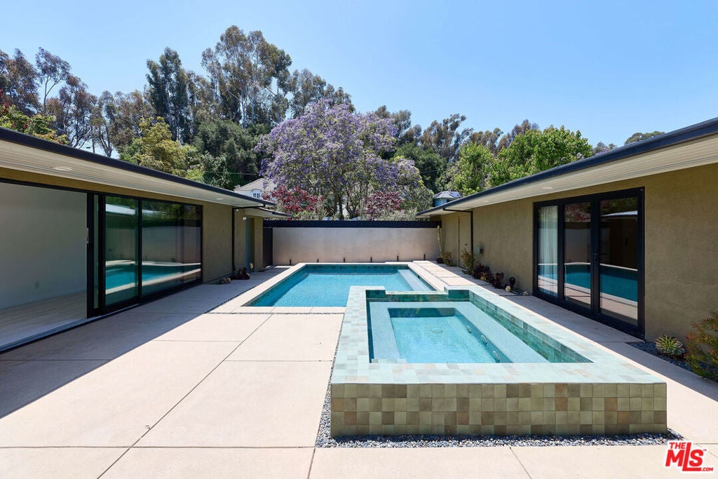 Photo of Listing #25551925