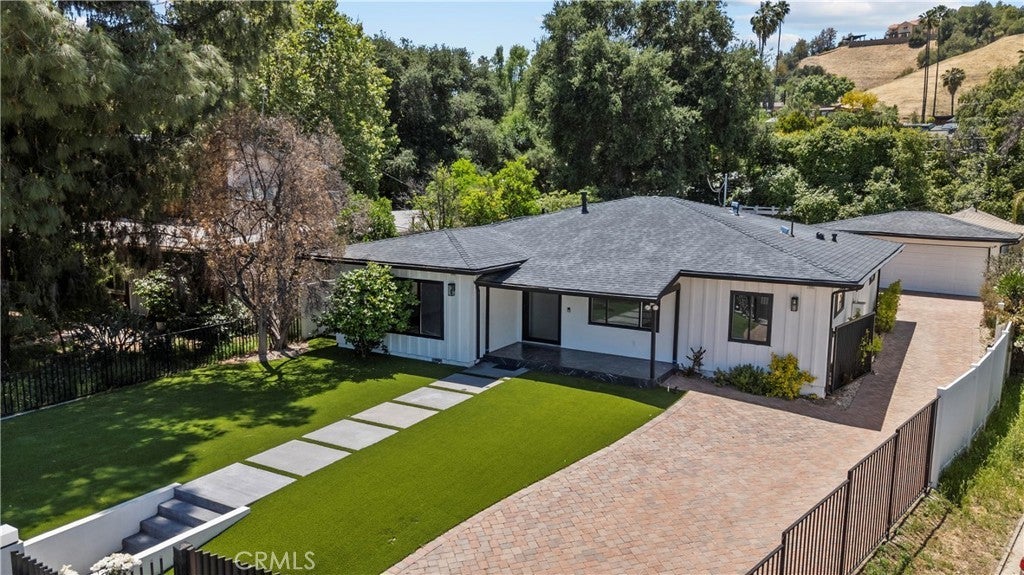 Photo of Listing #SR25132534