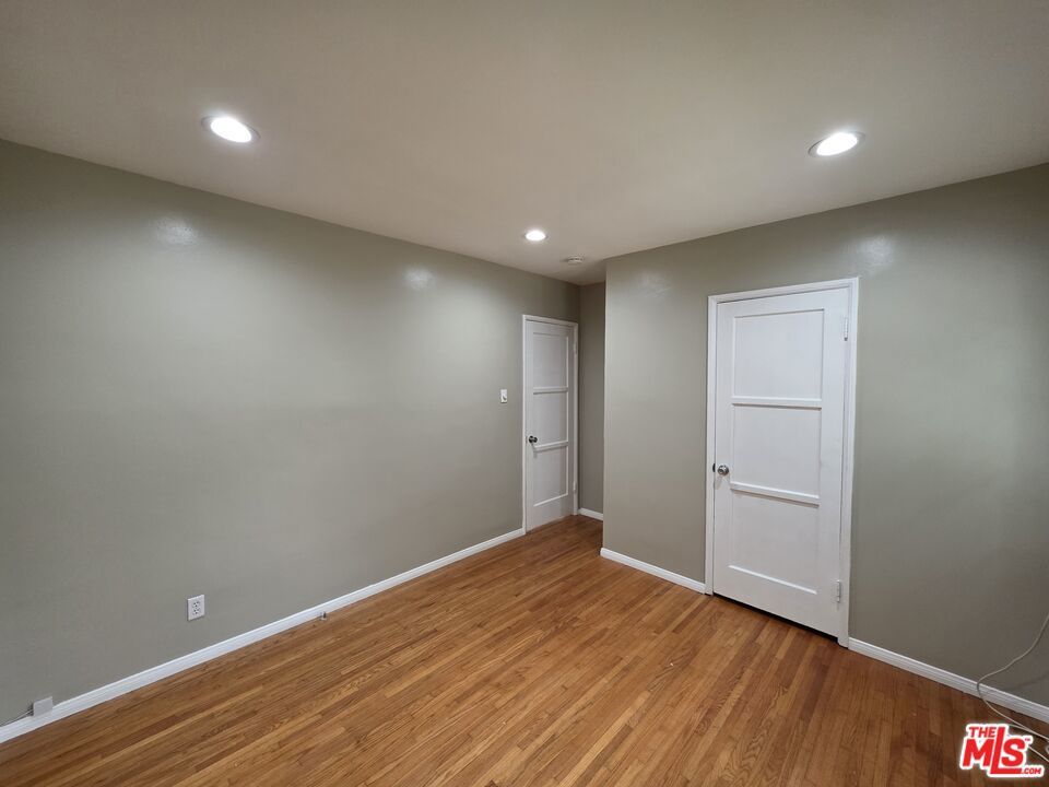 Photo of Listing #25552261