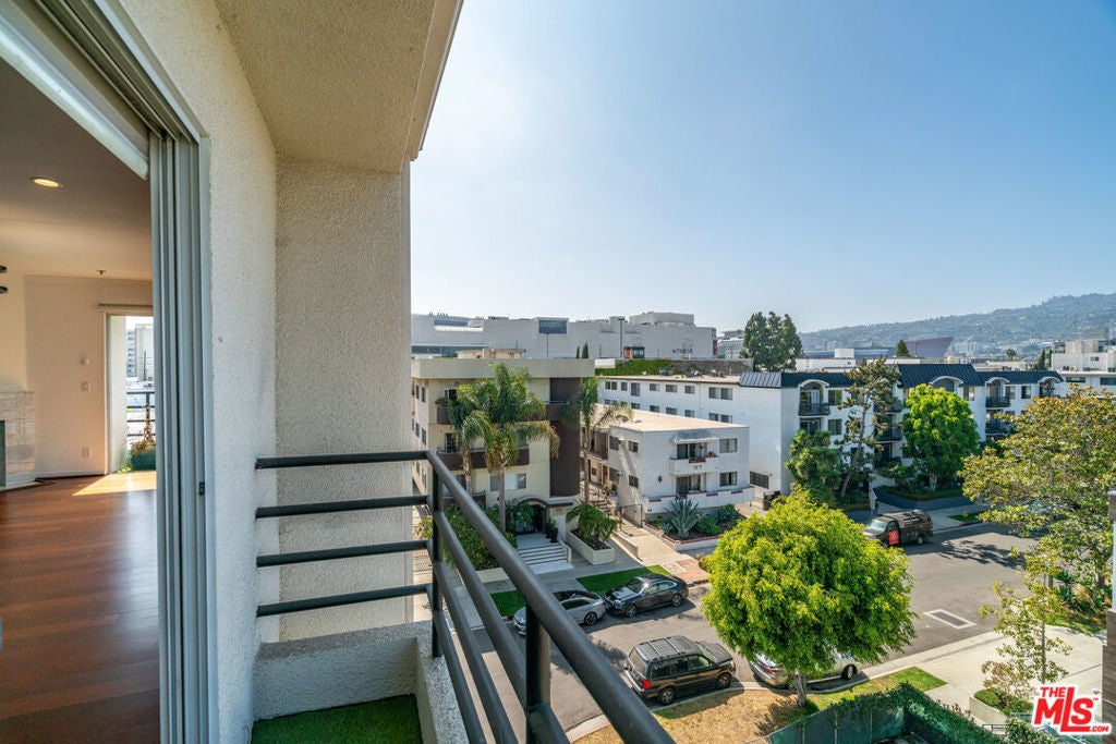 Photo of Listing #25551783