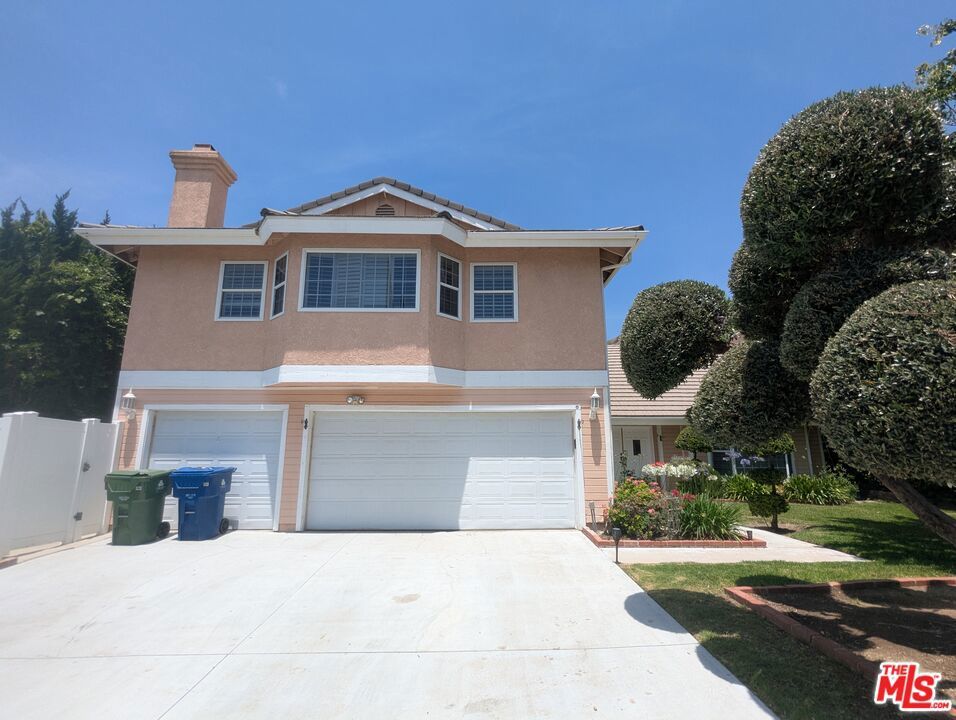 Photo of Listing #25552209