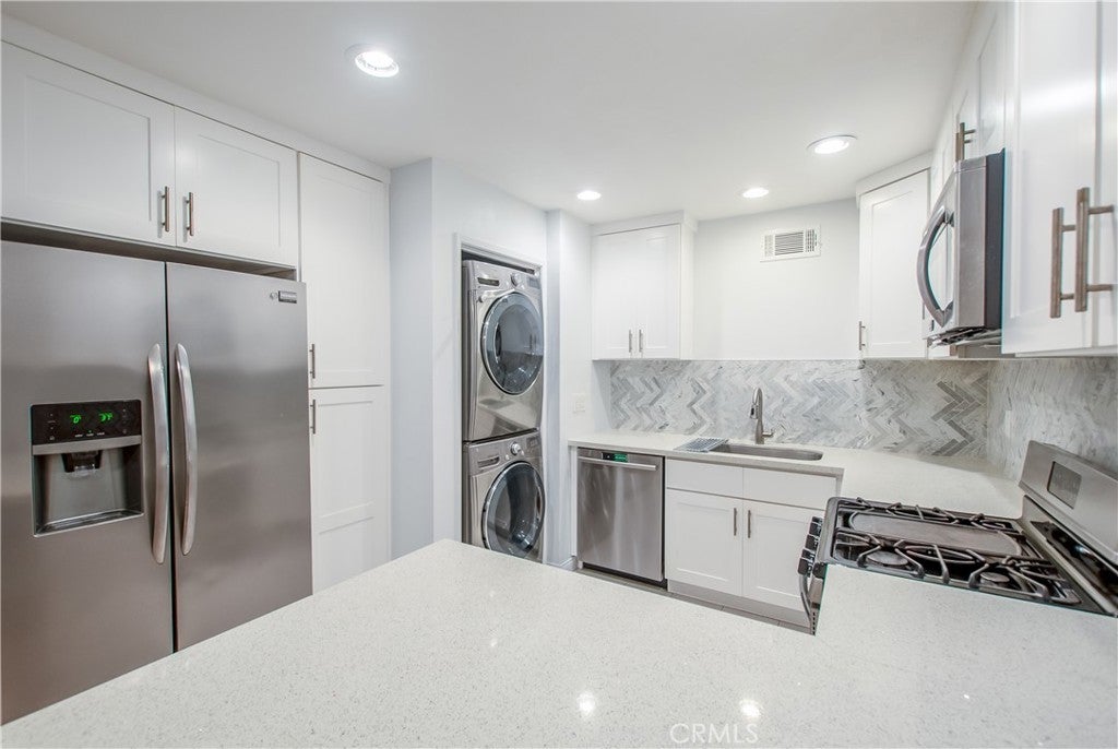 Photo of Listing #OC25133442