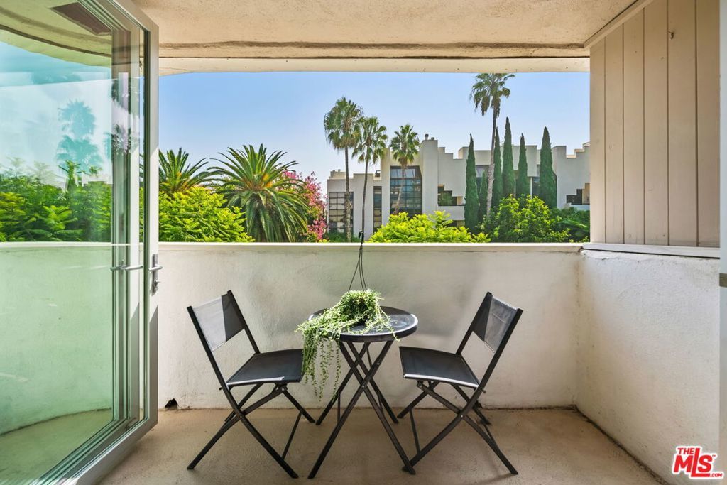 Photo of Listing #25521583