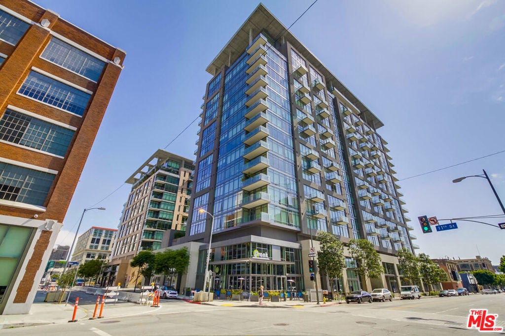 Photo of Listing #25552337