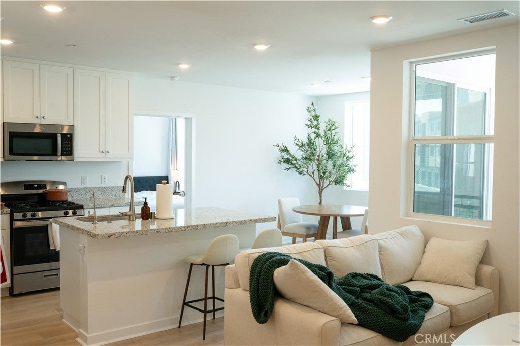 Photo of Listing #OC25133908