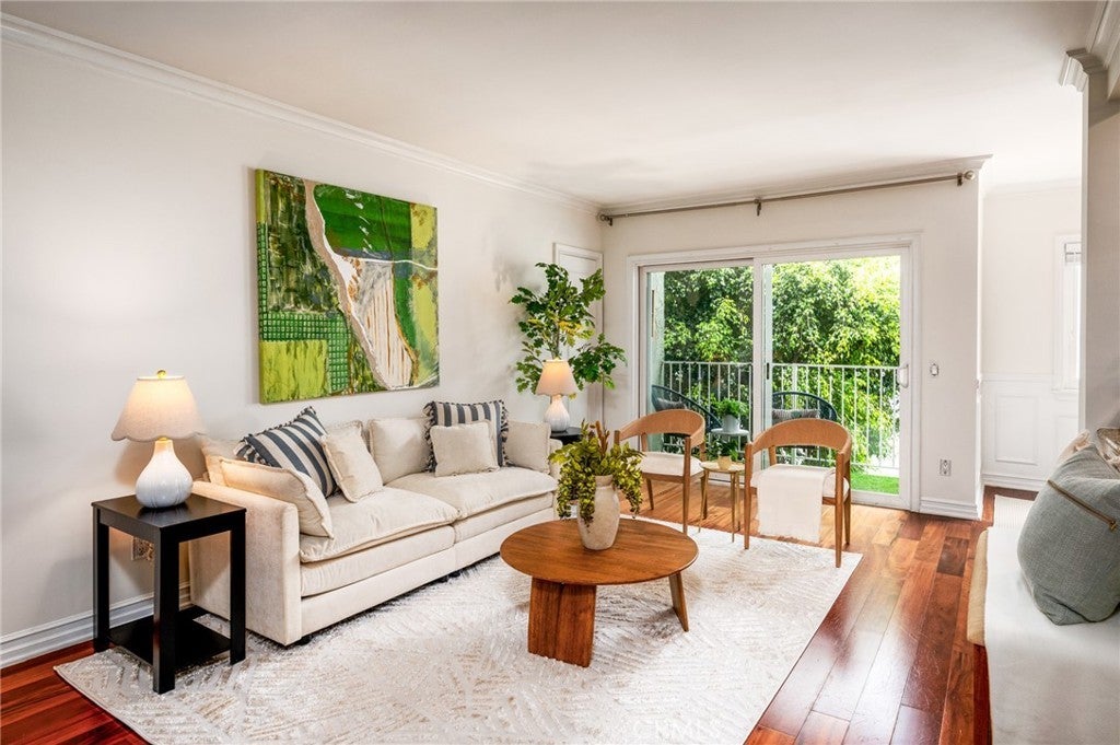 Photo of Listing #SB25134028