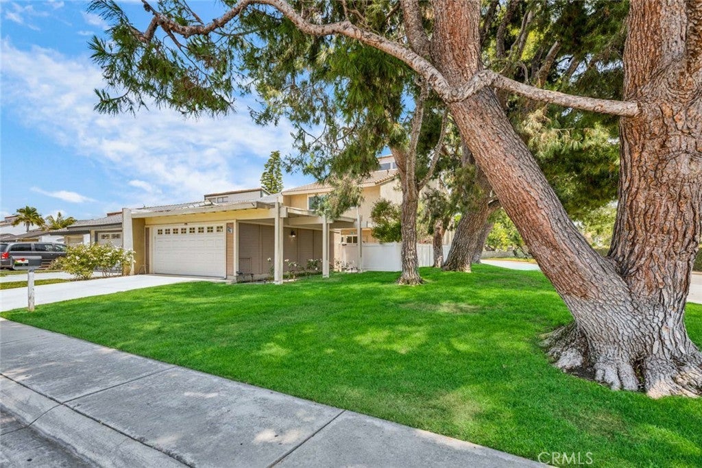 Photo of Listing #OC25134277