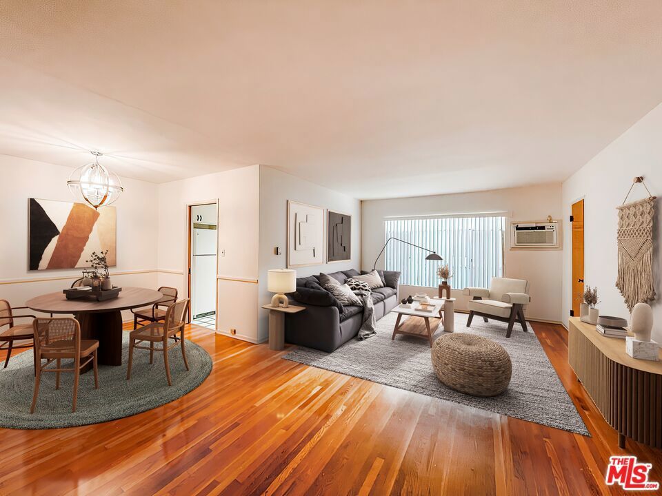 Photo of Listing #25552539