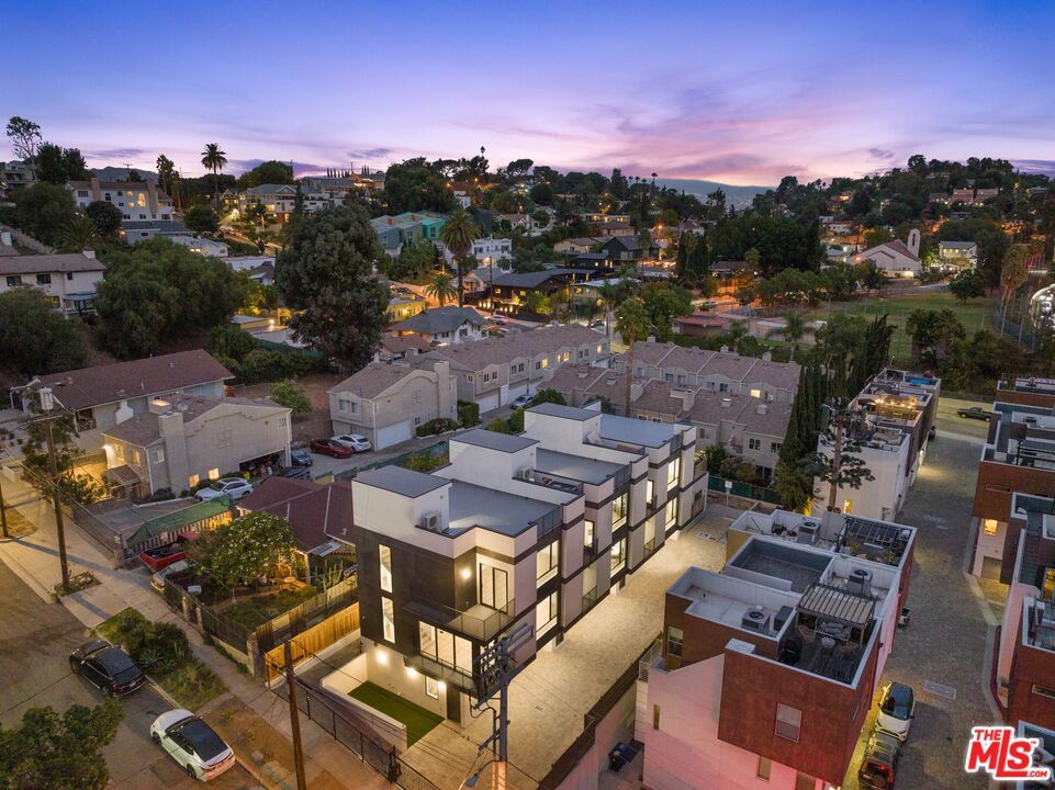 Photo of Listing #25553769