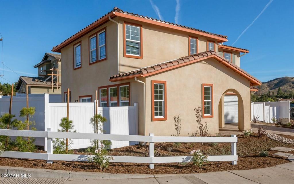 Photo of Listing #225003035