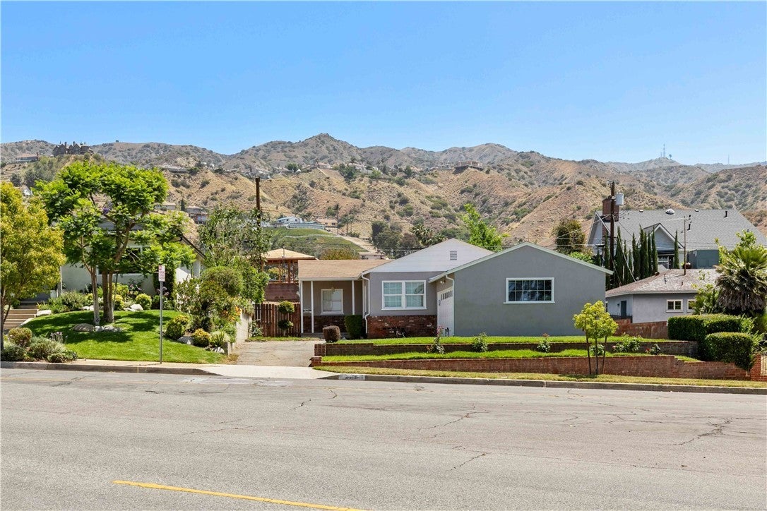 Photo of Listing #BB25135336