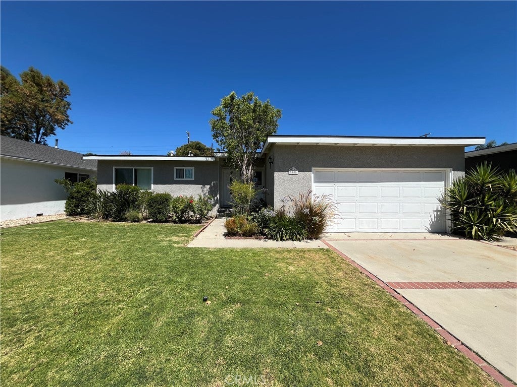 Photo of Listing #SR25137080