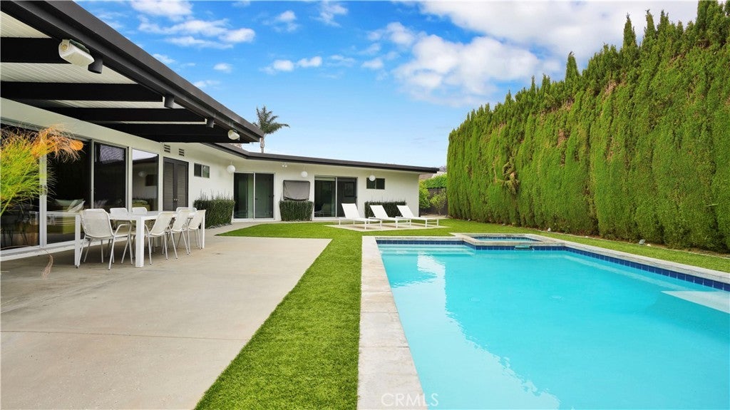 Photo of Listing #NP25129214