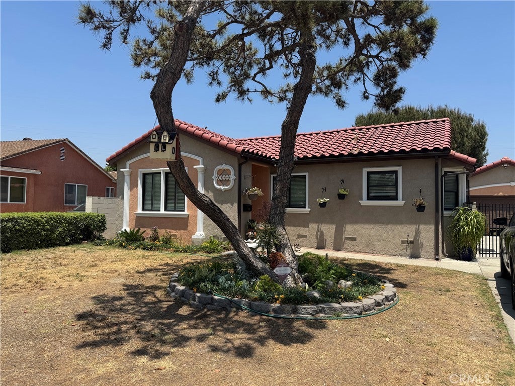 Photo of Listing #RS25136904