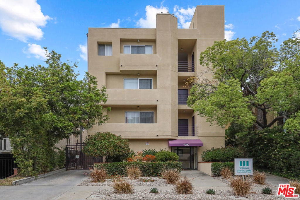 Photo of Listing #25554797