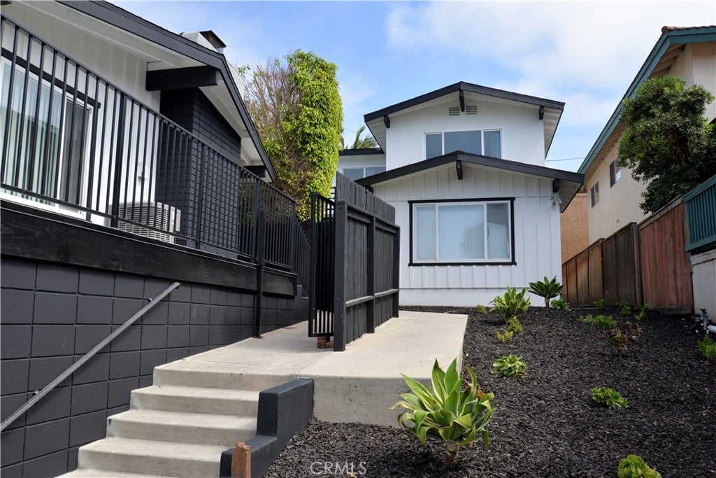 Photo of Listing #OC25135599